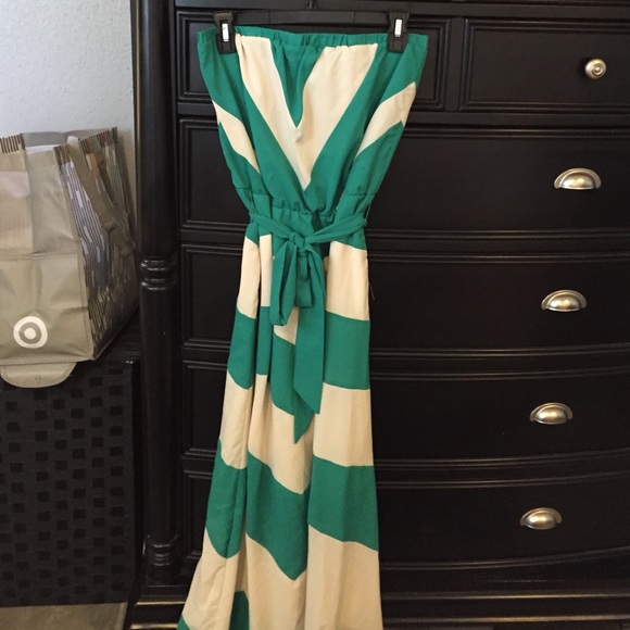 Boutique strapless maxi dress