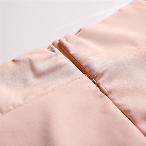 🎉 Midi Skirt in Peach - Picture 4 of 4