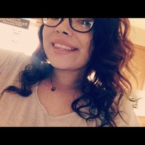 Meet your Posher, Abby