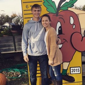 Meet your Posher, Alaina