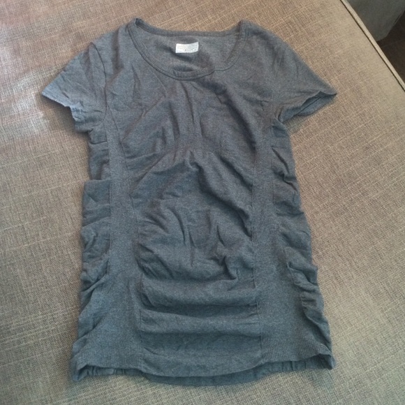 Athleta t shirt.