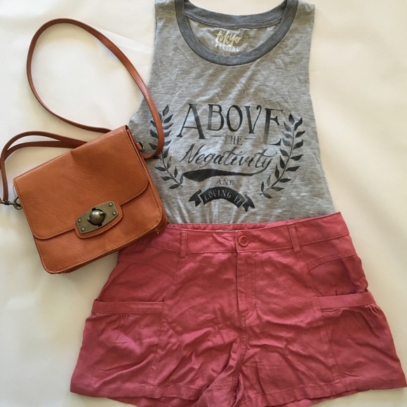 Forever 21 cute pink lightweight shorts - Picture 1 of 4