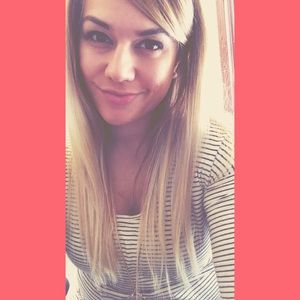 Meet your Posher, Stephanie