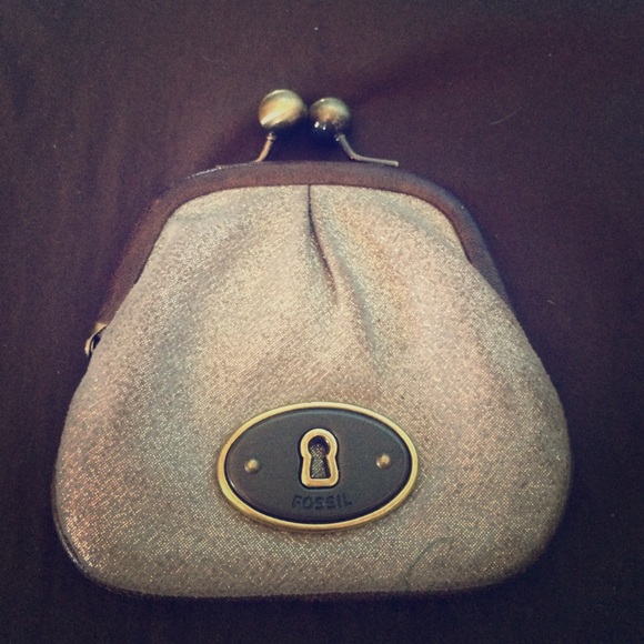 Fossil coin purse- FIRM PRICE