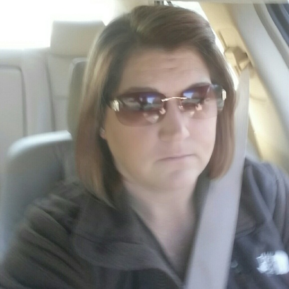 Meet your Posher, Leo - Picture 2 of 3