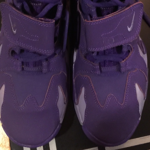 Nike SOLD - Picture 4 of 4