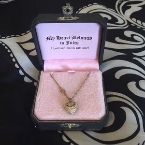 Juicy couture necklace