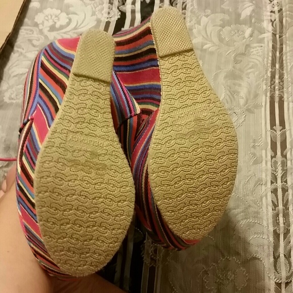 Multicolored wedges - Picture 4 of 4
