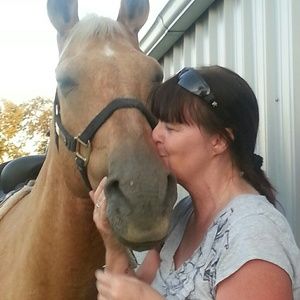 Meet your Posher, Deb