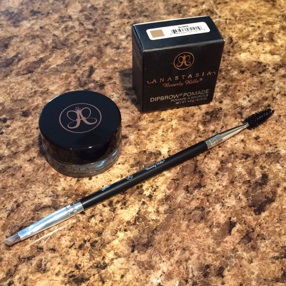Anastasia Dipbrow Pomade