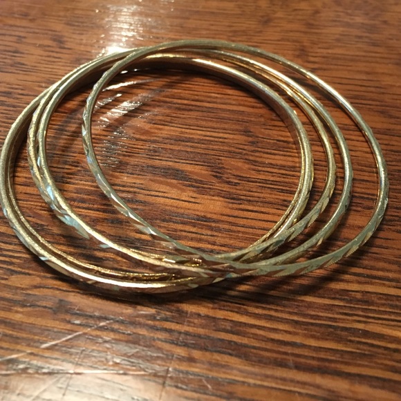 Bangles gold color