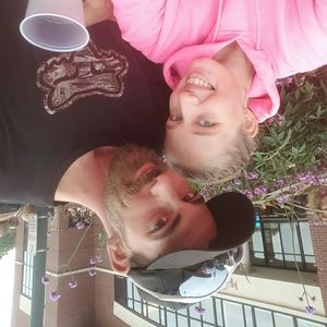 Meet your Posher, Lydia