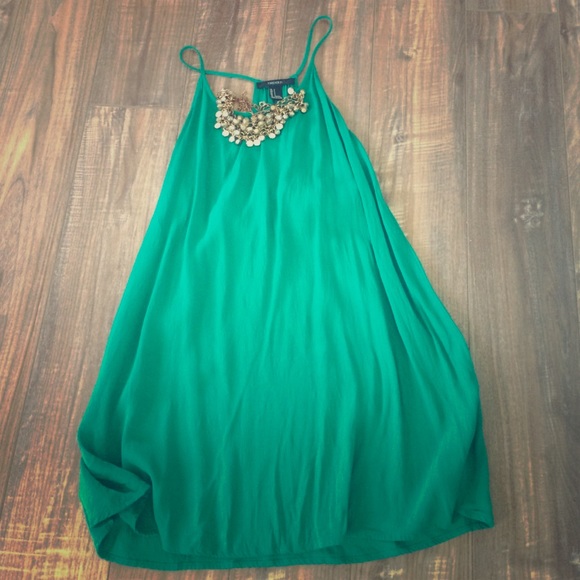 Green shift dress💚