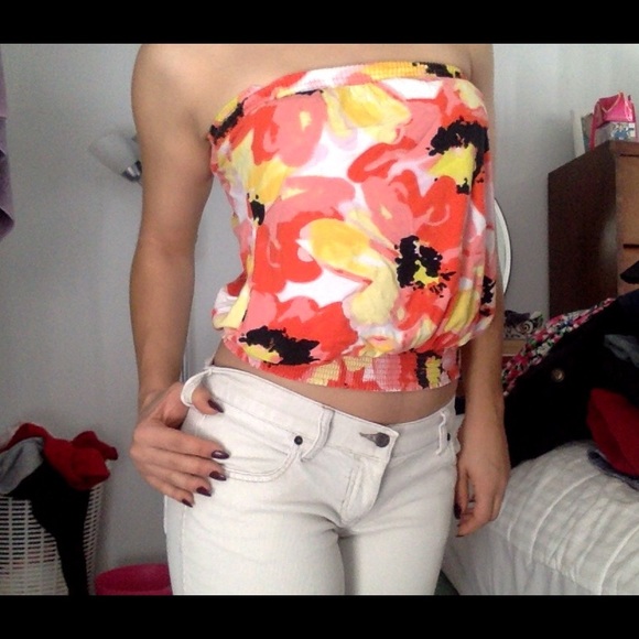 Multi color tube top!💛