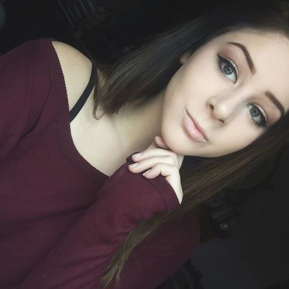 Meet your Posher, Jade - Picture 1 of 1