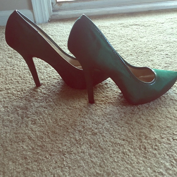 Charlotte Russe Shoes - Emerald Heels