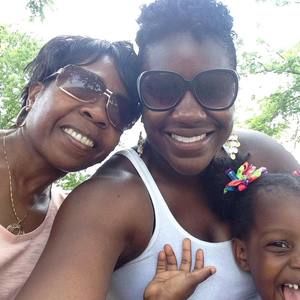 Meet your Posher, Tamisha