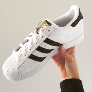 sz 5.5 Adidas Superstar (SOLD)