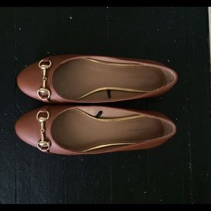 Banana republic flats