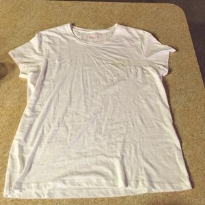 Vineyard Vines women's tshirt