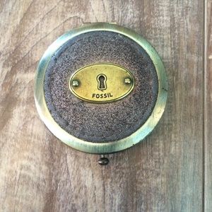 Fossil Compact mirror!