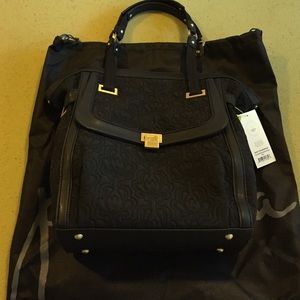 NWT Petunia Pickle Bottom Carryall