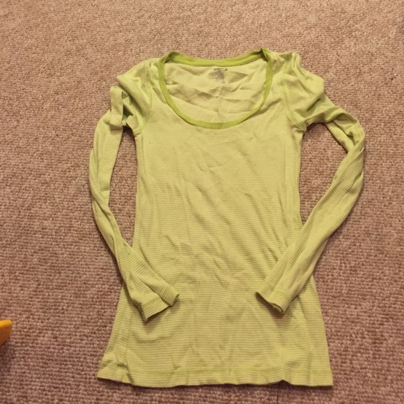 Old Navy tee