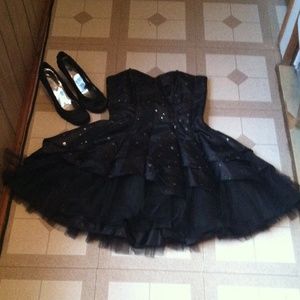 Masquerade party dress size 7-8