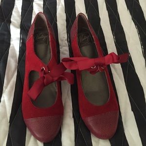 Limited edition Jeffrey Campbell wedges!