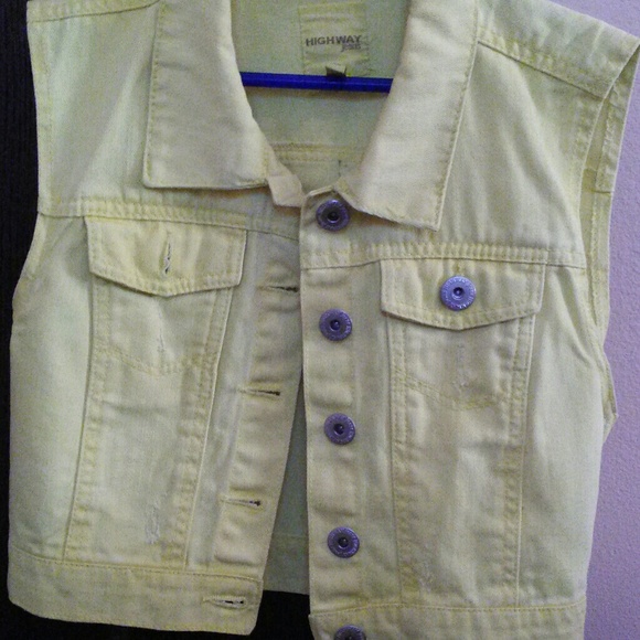 Yellow crop jean jacket