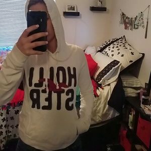 White hooded sweatshirt