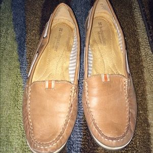 Naturalizers boat shoes