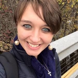 Meet your Posher, Alexis