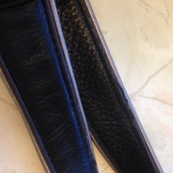 🦄SOLD🦄b. Makowsky classic handbag - Picture 4 of 4