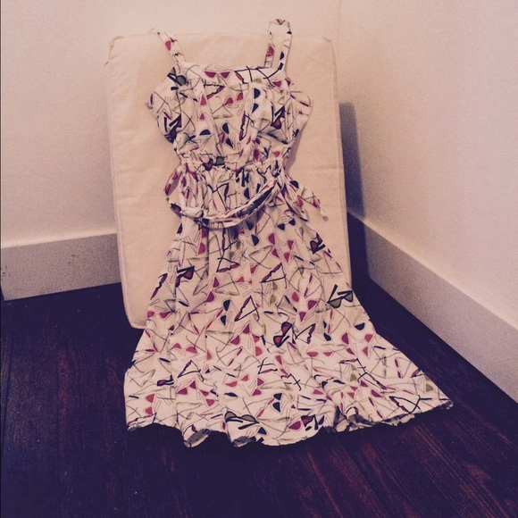 Urban Outfitters Dresses & Skirts - 🎉CLEARANCE🎉 UO Cooperative Sunglasses Dress