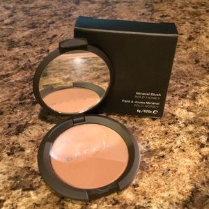 BECCA Blush in Wild Honey