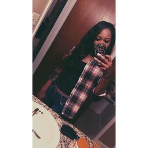 Meet your Posher, Ciara