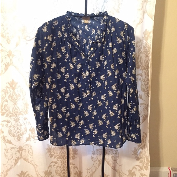 SOLD. JCrew Blue/Flower Popover