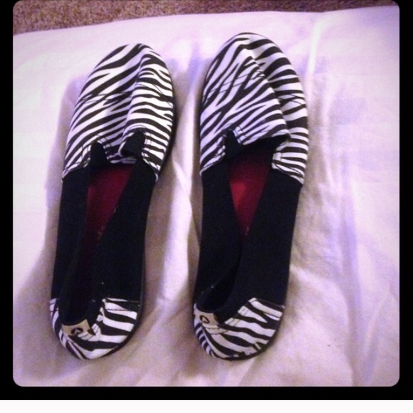 Bundle - Picture 3 of 4