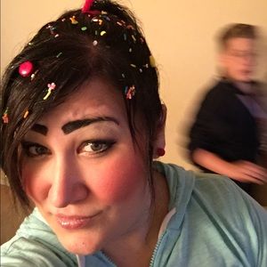 Meet your Posher, Jessica