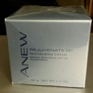 Rejuvenate day cream