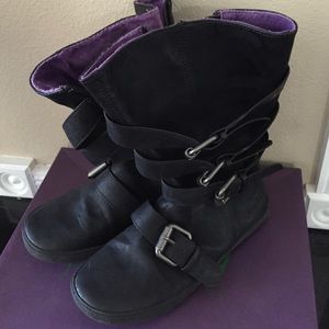 Blowfish "Harporo" suede lined boots
