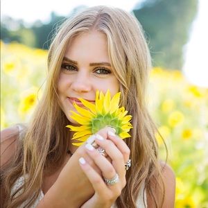 Meet your Posher, Lexi