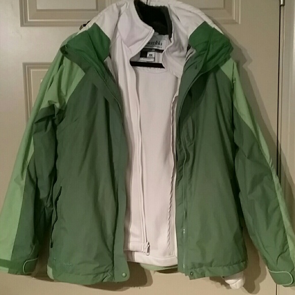 3 in 1 green Columbia interchange jacket