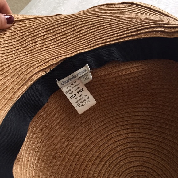 Floppy Hat - Picture 3 of 4