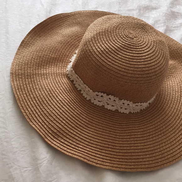 Floppy Hat - Picture 4 of 4