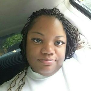 Meet your Posher, Candice