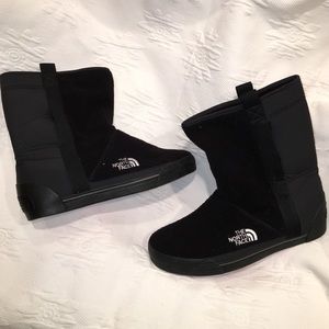 North Face Winter Boots (9M)