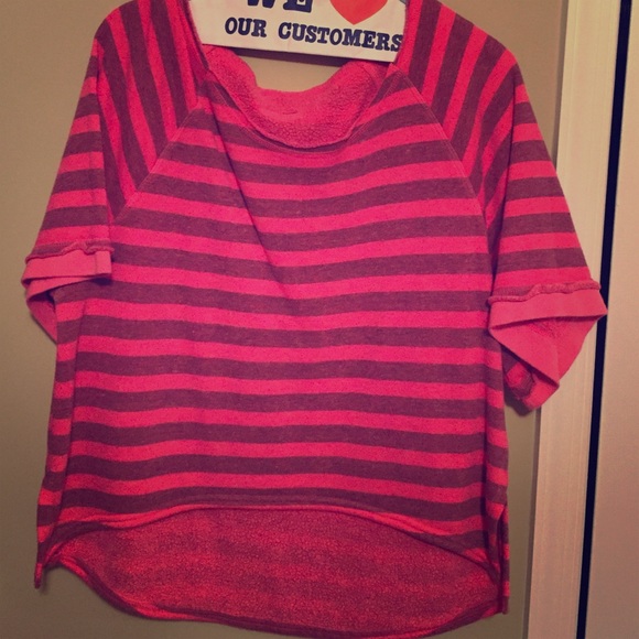 Fitness short sleeved sweatshirt