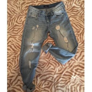 Distressed boyfriend jeans